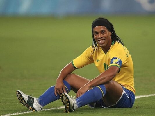 Tiền đạo Ronaldinho